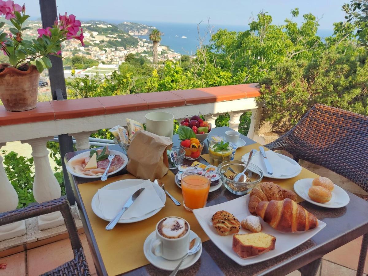 Hotel Ape Regina Casamicciola Terme Екстер'єр фото