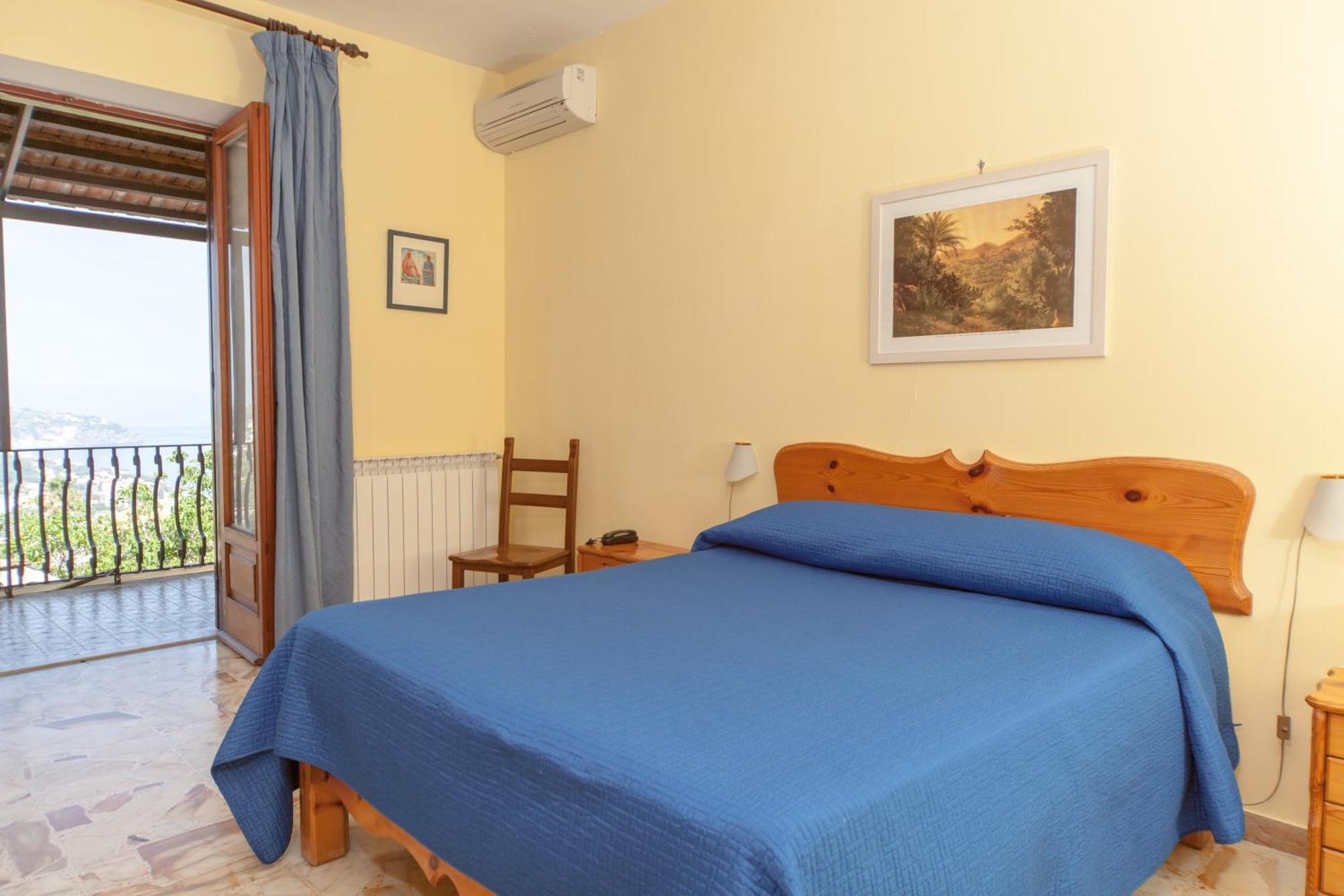 Hotel Ape Regina Casamicciola Terme Номер фото
