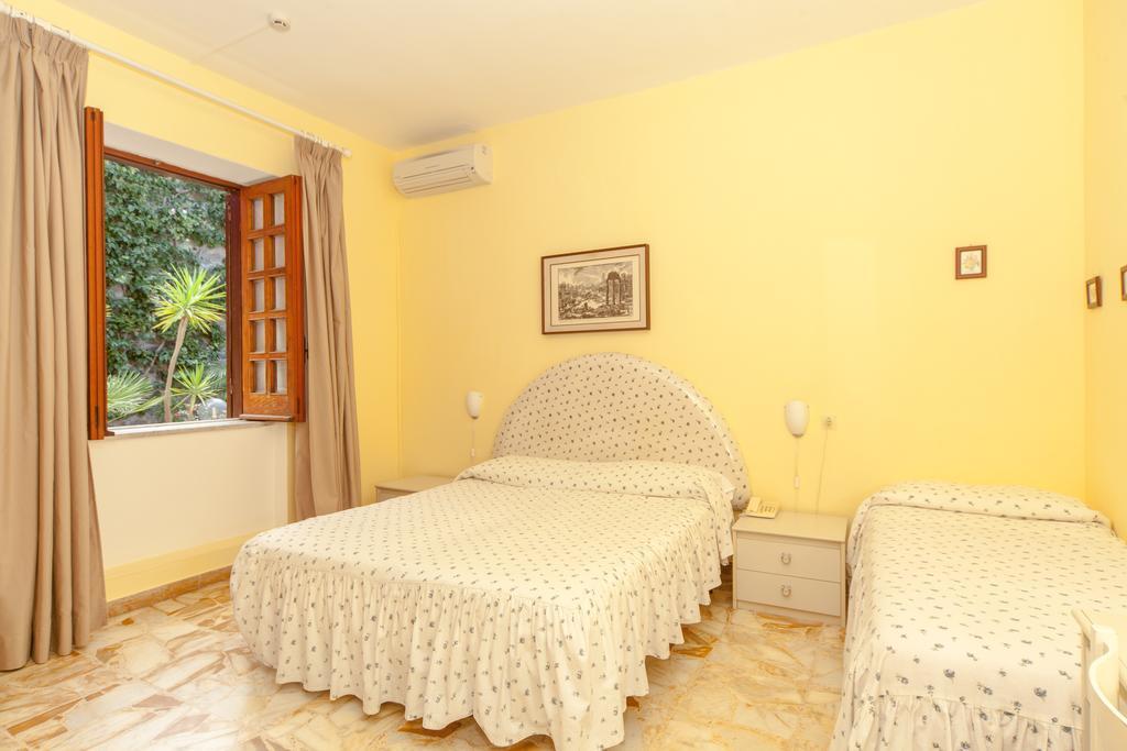 Hotel Ape Regina Casamicciola Terme Екстер'єр фото