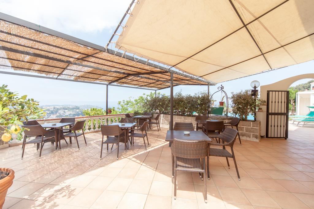 Hotel Ape Regina Casamicciola Terme Екстер'єр фото